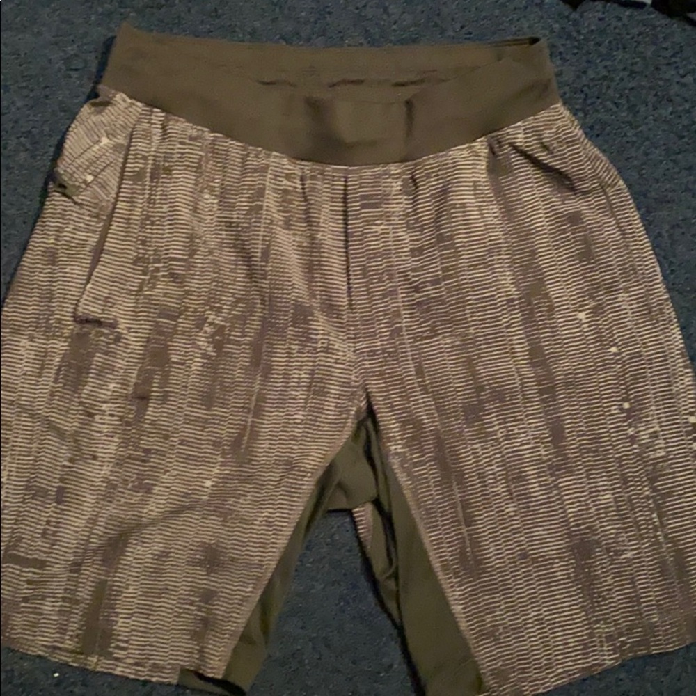 Lululemon size M